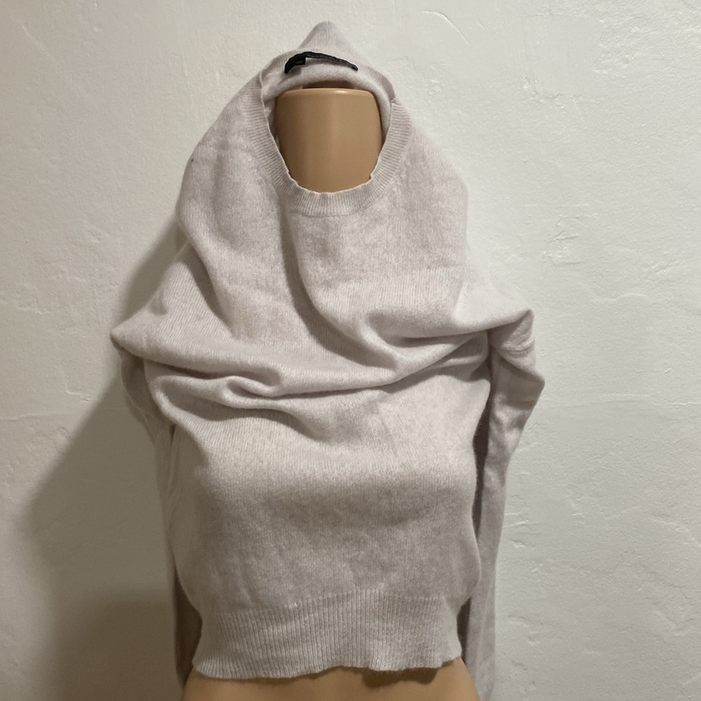 360 Cashmere Cashmere light grey Long Sleeve Sweater Size L pre owned